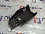 Кожух рулевой колонки нижний Audi A3 (8V) 8V0953512