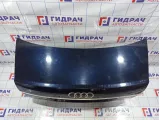 Крышка багажника Audi A6 (С6) 4F5827023F. Дефект молдинга.Сколы.