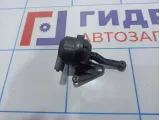 Клапан воздушный Audi A6 (С6) 06E133159.
