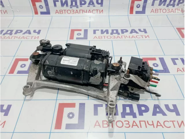 Насос регулировки подвески Audi Q7 (4L) 4L0698007A