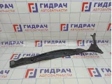 Пыльник переднего крыла правый Audi Q7 (4L) 4L0821112