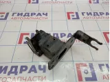 Кронштейн усилителя переднего бампера правый Audi Q7 (4L) 4L0807134A