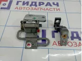 Петли двери передней правой Audi Q7 (4L) 8E0831412E