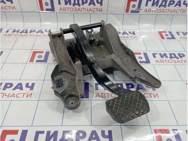 Педаль тормоза Audi Q7 (4L) 7L0723142B