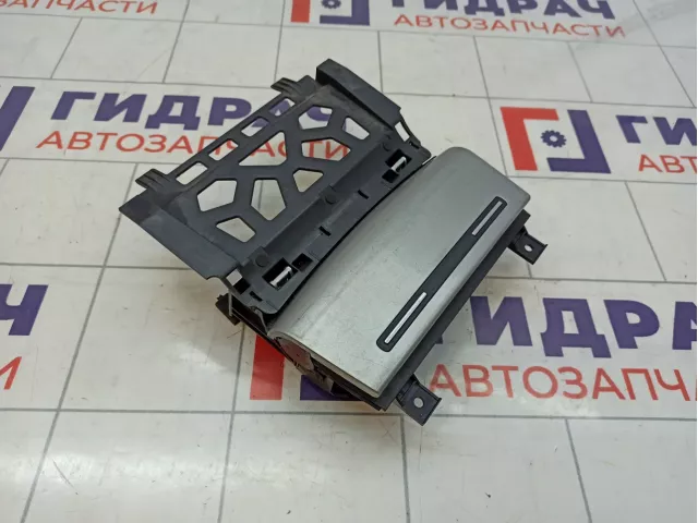 Пепельница передняя Audi A3 (8P) 8P08579514PK