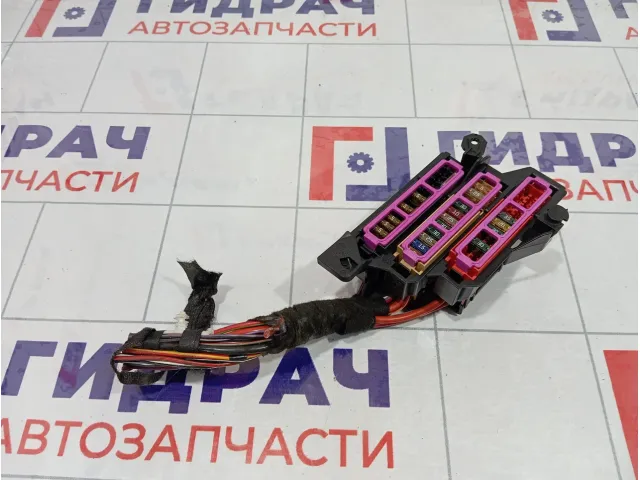 Блок предохранителей Audi A4