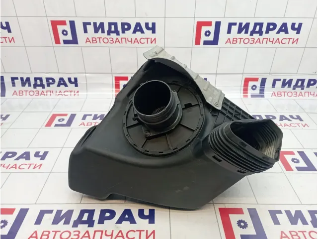 Корпус воздушного фильтра Audi A6 (C7) 4G0133838L