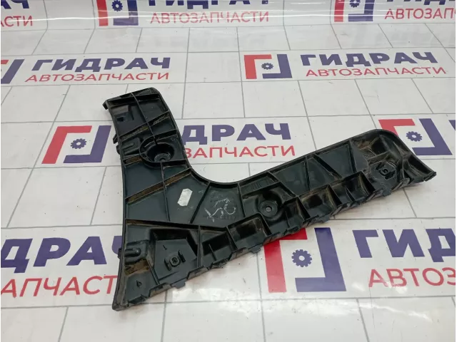 Кронштейн зайднего бампера правый Audi A6 (C7) 4G5807454