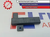 Антенна электрическая Audi A8 3D0909133E.