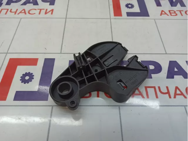 Кронштейн ручки открывания капота Audi Q5 (8R) 8R1823633