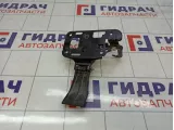 Крючок капота Audi Q5 (8R) 8R0823480A