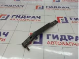 Кронштейн передней панели правый Audi Q5 (8R) 8R0805528