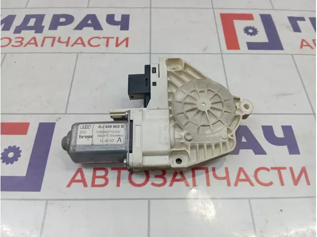 Моторчик стеклоподъемника передний правый Audi Q7 (4L) 4L0959802B