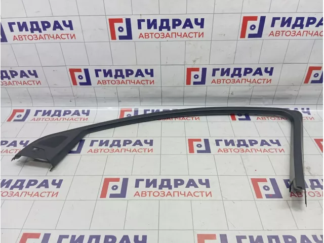 Накладка двери передней правой Audi Q7 (4L) 4L08676104PK