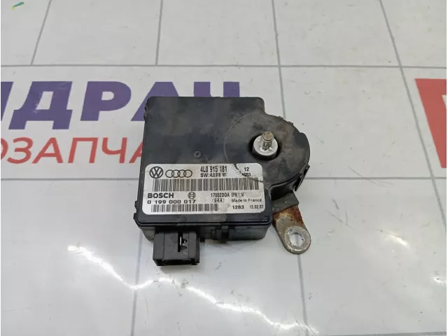 Блок электронный Audi Q7 (4L) 4L0915181