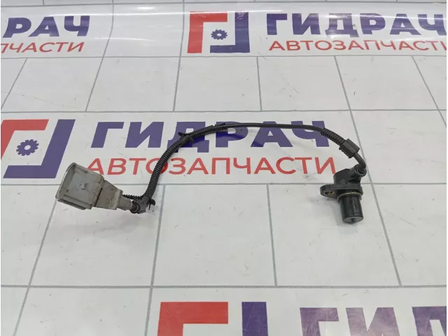 Датчик положения коленвала Audi Q7 (4L) 022957147A