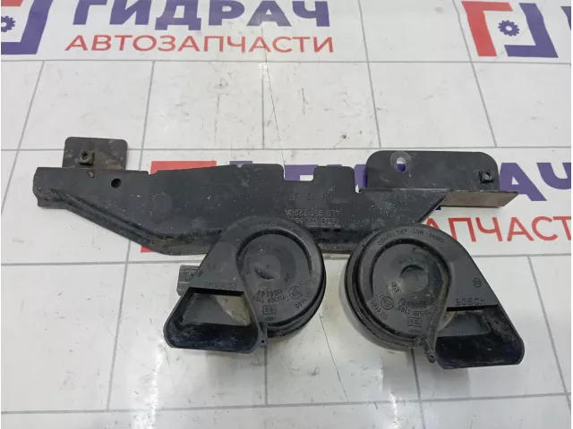 Сигнал звуковой Audi Q7 (4L) 4L0951221A