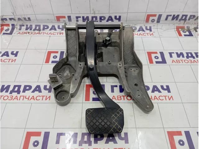 Педаль тормоза Audi Q7 (4L) 7L0723142B 