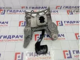 Педаль тормоза Audi Q7 (4L) 7L0723142B 