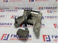 Педаль тормоза Audi Q7 7L0723142D