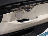 Обшивка двери передней правой BMW 5 GT 2010 Отличное состояние С динамиком.