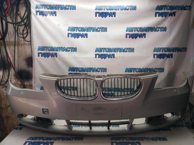 Бампер передний BMW 530I E60 51110149245 Отличное состояние Дефект крепления, царапина.