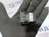 Кнопка открывания бардачка BMW X5 (E70) 61316949309