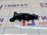 Кронштейн ручки капота BMW X5 (E70) 51437148521