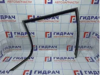 Уплотнитель стекла заднего правого BMW X5 (E70) 51357305632