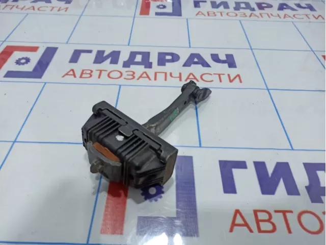 Ограничитель двери передний BMW X5 (E70) 51217141024