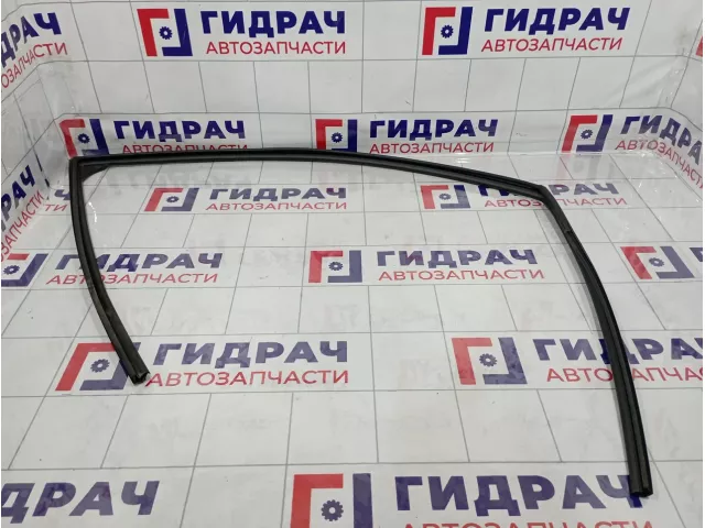 Уплотнитель стекла двери передней правой Chery Tiggo 4 Pro J68-6107120