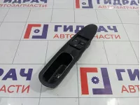 Блок управления стеклоподъемниками Chery indiS S183746130