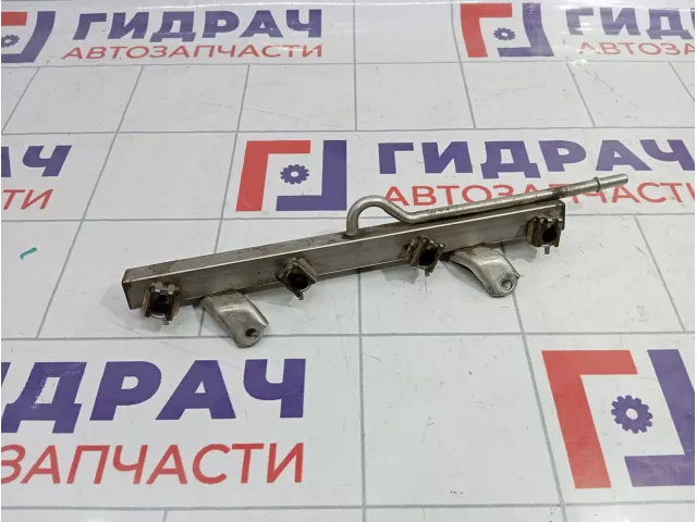 Рейка топливная (рампа) Chery indiS S211121010BA