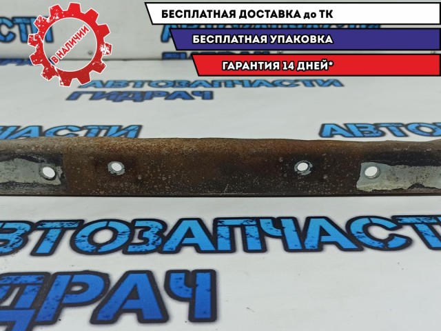 Кронштейн глушителя Chevrolet Cruze 95268980. Дефект.