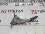 Рычаг, педаль стояночного тормоза Chevrolet Aveo 96472965