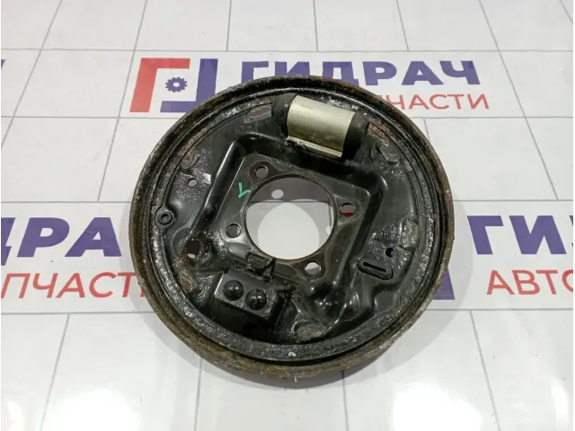 Щит опорный задний левый Chevrolet Cobalt (T250) 95490303