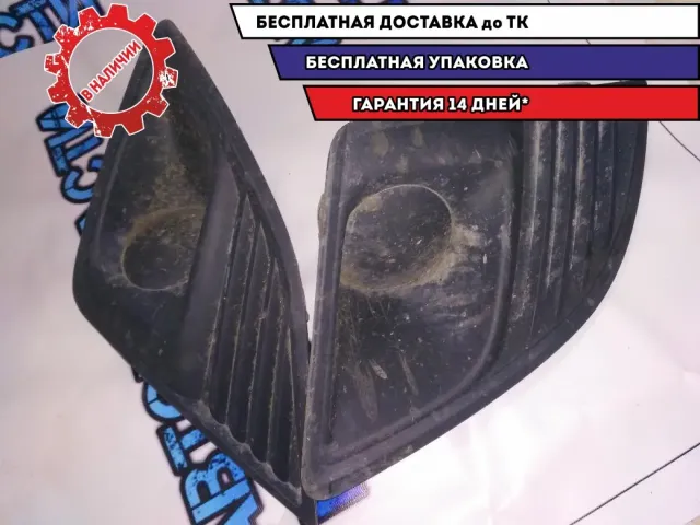 решетка в бампер шт Chevrolet Cruze 2010