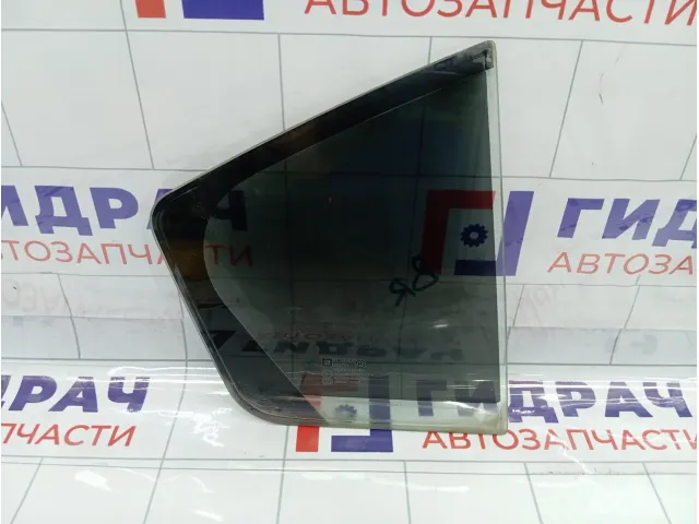 Стекло кузовное глухое (форточка) заднее правое Chevrolet Cruze 96833088
