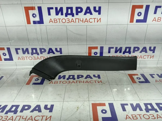 Обшивка двери багажника левая Chevrolet Cruze 95231515