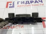 Блок управления климатической установкой Chevrolet Cruze 95462229