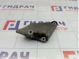 Кронштейн генератора Chevrolet Cruze 96352142