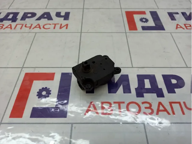 Моторчик заслонки отопителя (печки) Chevrolet Cruze 13372987