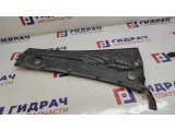 Решетка стеклоочистителя левая Chevrolet Lacetti 96544353. Дефект.