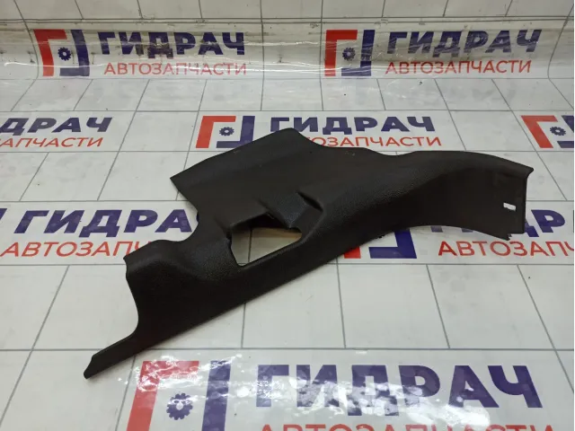 Обшивка стойки передней левой нижняя Chevrolet Tahoe 15904432