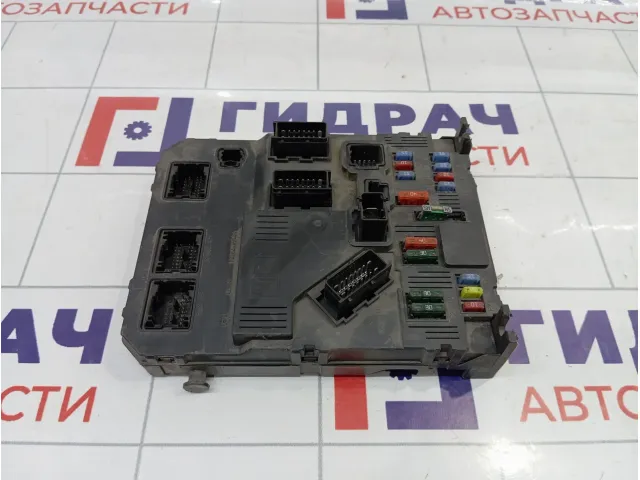 Блок предохранителей Citroen Berlingo 9657999880