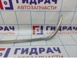 Накладка на решетку бампера нижняя Citroen C4 II 98019356XT.