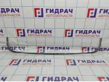 Накладка на решетку бампера нижняя Citroen C4 II 98019356XT.