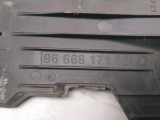 Крышка блока предохранителей Citroen C4 II 6588A1 Отличное состояние