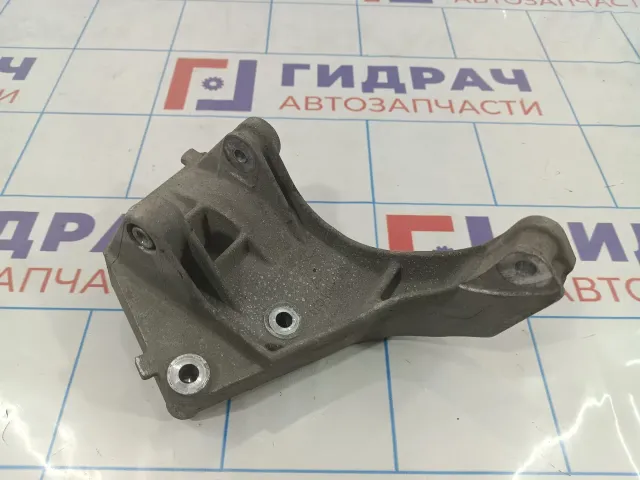 Кронштейн генератора Datsun On-Do 11181041034