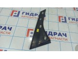 Накладка двери задней левой Ford Focus 2 1680521. Сломано крепление.